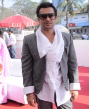 Aki Narula Profile images
